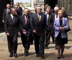 Irish Prime Minister Bertie Ahern arrived at The Mound accompanied by Scottish First Minister Henry McLeish and Secretary of State for Scotland Helen Liddell. The Taoiseach was greeted on arrival by the Parliament's Presiding Officer Sir David Steel - Photograph © 2005 Scottish Parliamentary Corporate Body