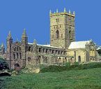 St David's Cathedral, revered as one of the major places of pilgrimage in the western world - Photo © Jean Poliquen