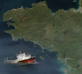 Single-hull rusting tanker Erika sank 30 miles off south Brittany, leaking into the sea 20,000 tons of toxic heavy fuel oil